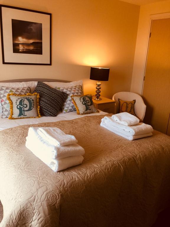 Sky Night Serviced Apartments คาร์ดิฟฟ์ ภายนอก รูปภาพ
